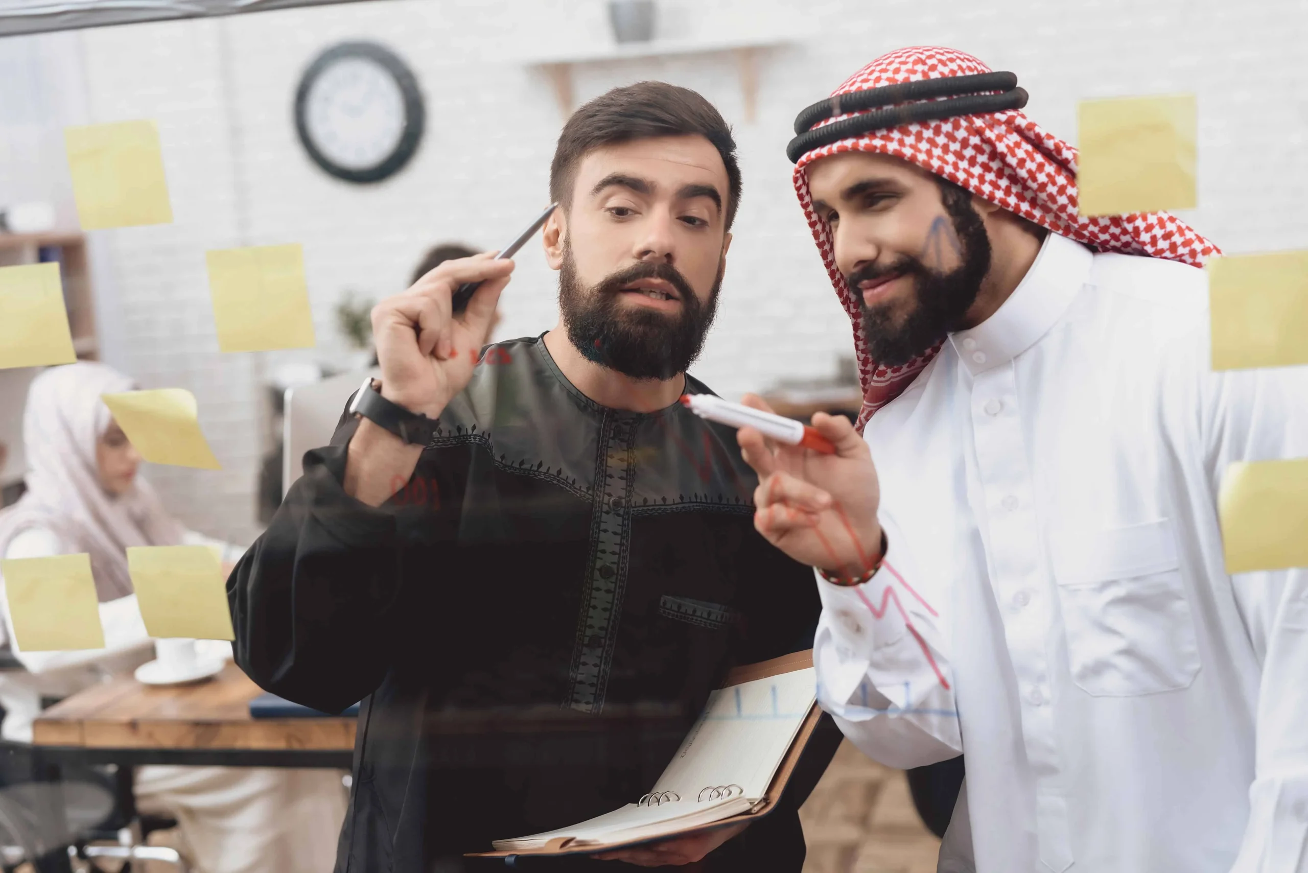 أهم مبادئ التواصل الفعال مع فريق العمل